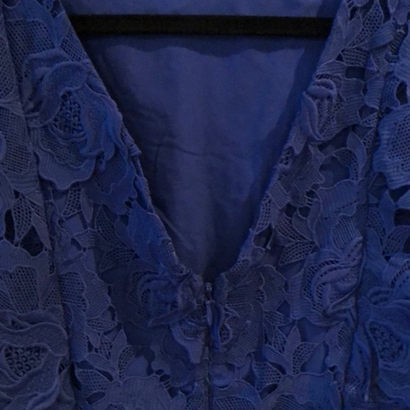 Royal blue floral lace dress - Picture 4 of 4